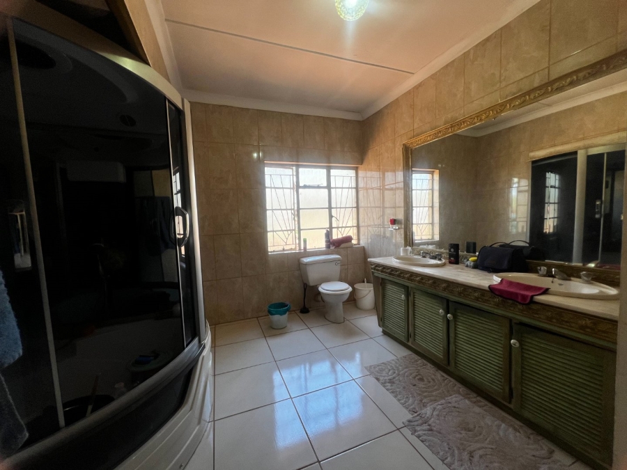 Commercial Property for Sale in De Wildt North West